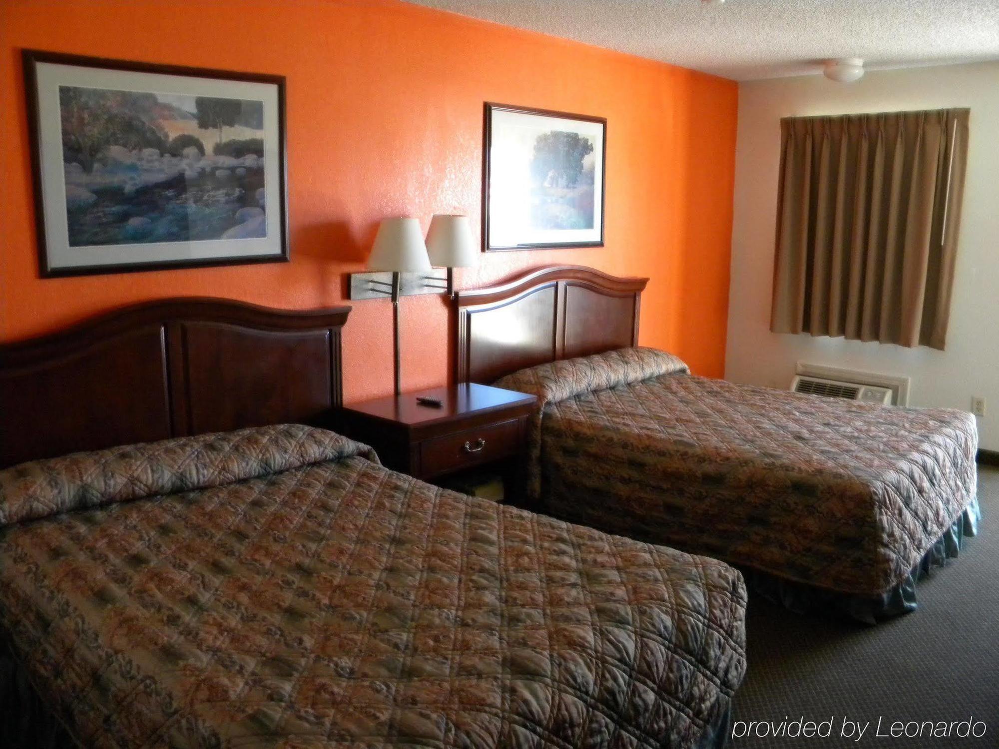 Indy Southwestern Inn-South 인디애나폴리스 객실 사진